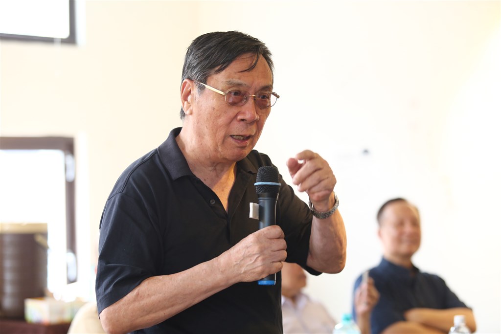 文壇拓荒者尉天驄17日在台北萬芳醫院病逝,享壽84歲。(允晨出版社提供)