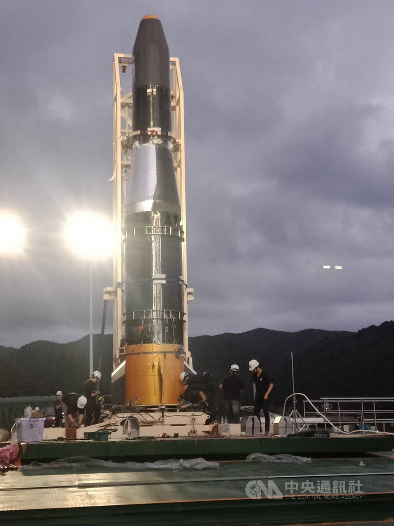 晉陞太空科技公司計畫在台東達仁南田海邊發射火箭「飛鼠一號」,引發村民反彈。為解當地民眾疑慮,26日將舉行說明會,並開放民眾參觀實體火箭。(民眾提供)中央社記者盧太城台東傳真 108年12月25日