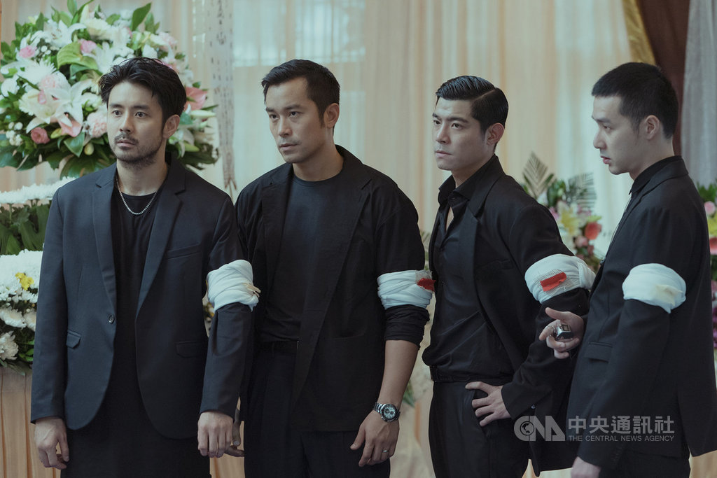 串流影音服務Netflix 30日公布2019年台灣會員最愛看影集排行榜,由張孝全(左2)等人主演的Netflix首部華語原創劇「罪夢者」排第3名,僅次於「獵魔士」和「AV帝王」。(Netflix提供)中央社記者吳家豪傳真 108年12月30日
