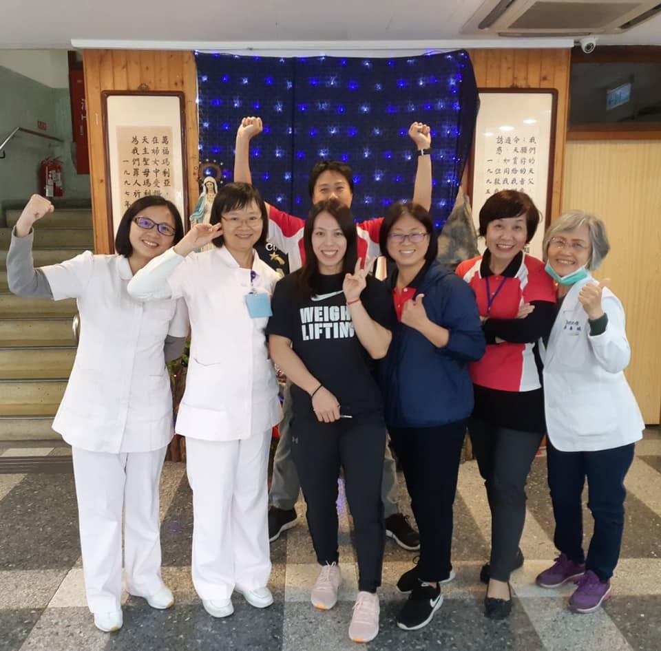 台灣舉重女將郭婞淳熱衷公益,2019年12月31日下午她獨自走進台東聖母醫院公關室,低調地說「我要捐款」,被護理人員認出。(圖取自facebook.com/196955117139476)