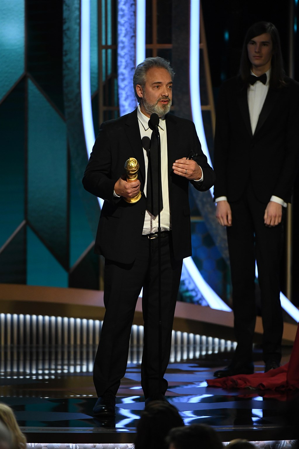 山姆曼德斯5日以「1917」贏得金球獎最佳導演大獎。(圖取自金球獎網頁goldenglobes.com)