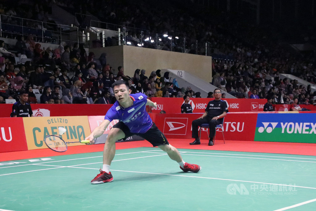 台選羽球選手王子維15日在印尼羽球大師賽輕取泰國好手王高倫。王子維花41分鐘就拿下勝利。中央社記者石秀娟雅加達攝 109年1月15日