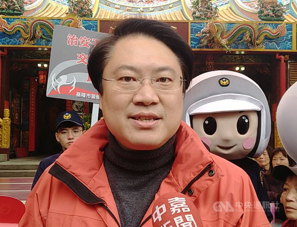 副總統當選人賴清德日前談到基隆市長林右昌等人若入閣,國人都樂觀其成。林右昌(前)21日表示,感謝賴清德的肯定,未來若有任何需要他的地方都會努力,但當下就是把基隆市政做好。中央社記者王朝鈺攝 109年1月21日