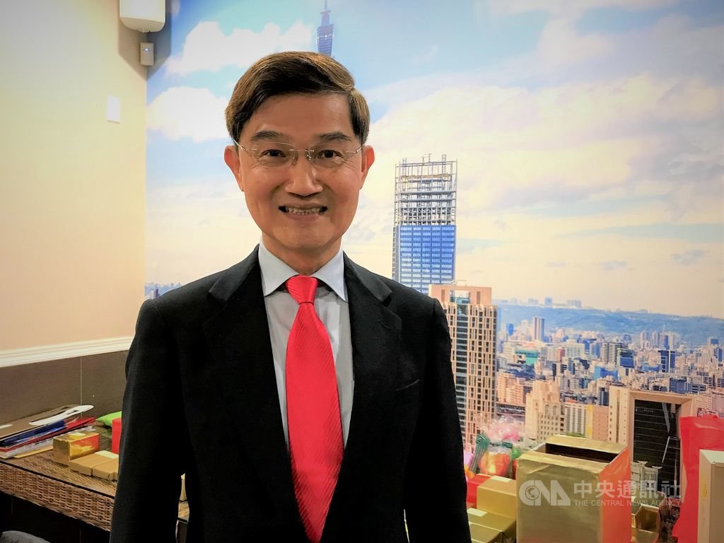 駐洛杉磯台北經濟文化辦事處長朱文祥(圖)表示,這次台灣大選受到美國各界關注,身為駐外人員感到驕傲。中央社記者林宏翰洛杉磯攝 109年1月21日