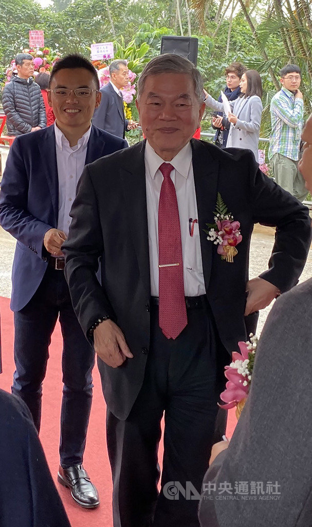 經濟部長沈榮津22日出席康舒科技淡水新大樓動土典禮表示,台灣將重新被定位高階製造中心。今年將著重落實台商回台投資帶動就業機會,讓人民有感。中央社記者韓婷婷攝 109年1月22日