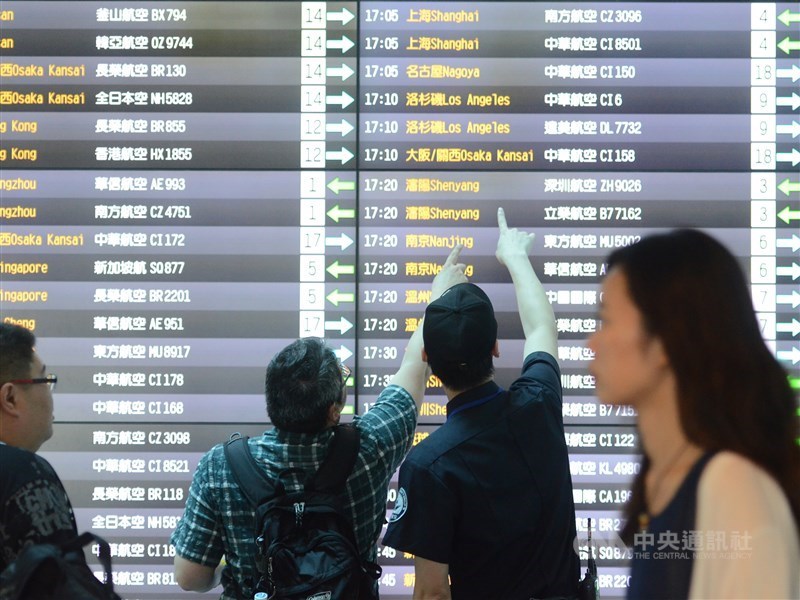中國武漢肺炎疫情擴大,中國24日下午發出旅遊禁令。交通部觀光局已通知各旅行社,即日起暫停出團中國。(示意圖/中央社檔案照片)