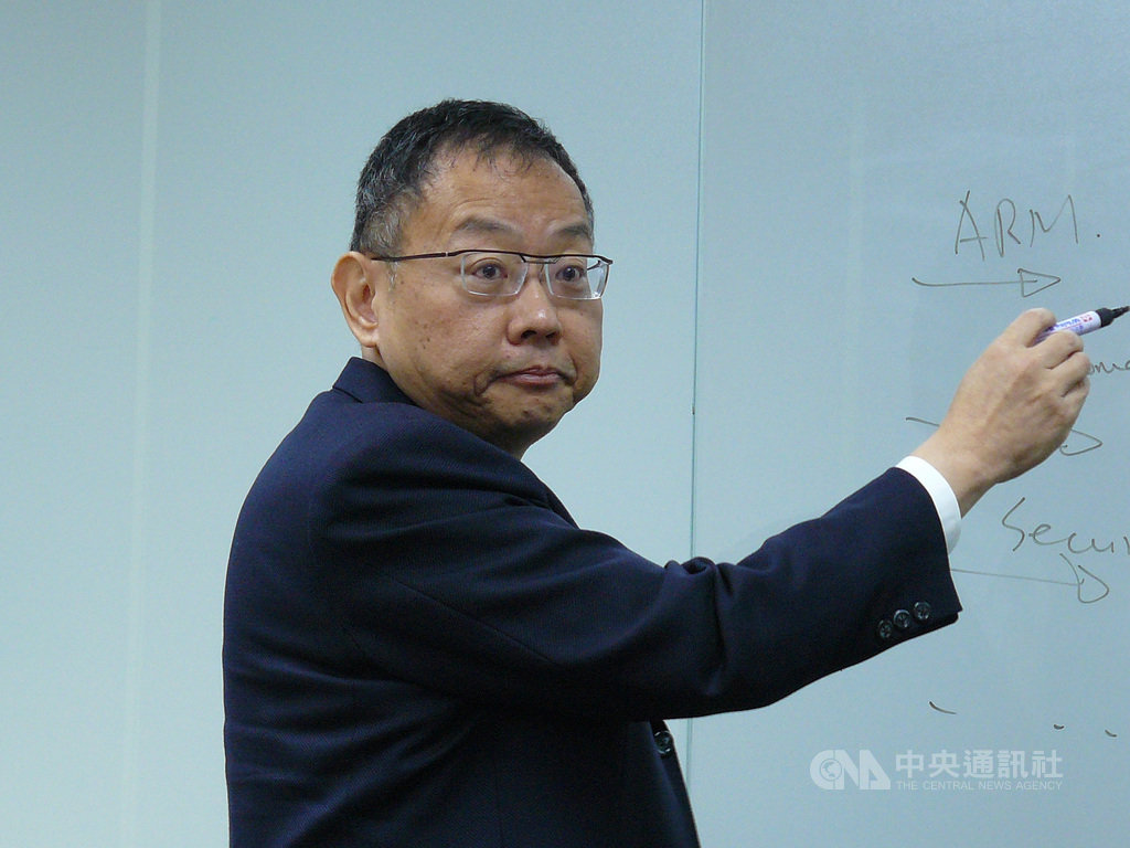 華邦電子董事長焦佑鈞經營理念改變,他表示,業績成長對企業非常重要,不能太保守,華邦電已經開啟購併雷達。中央社記者張建中攝 109年1月27日