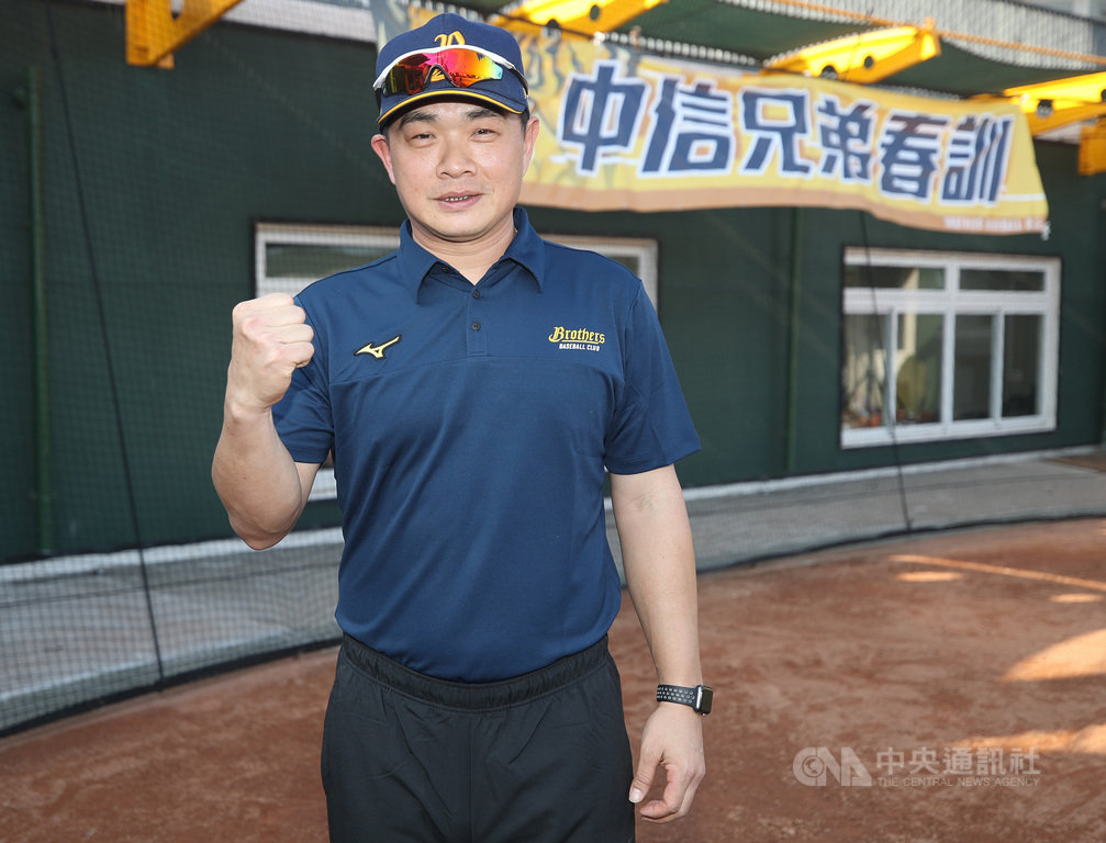 中信兄弟本土教練接任重要職務,彭政閔(圖)接任副領隊兼農場主管。圖為兄弟1月16日開訓畫面。中央社記者張新偉攝 109年1月28日