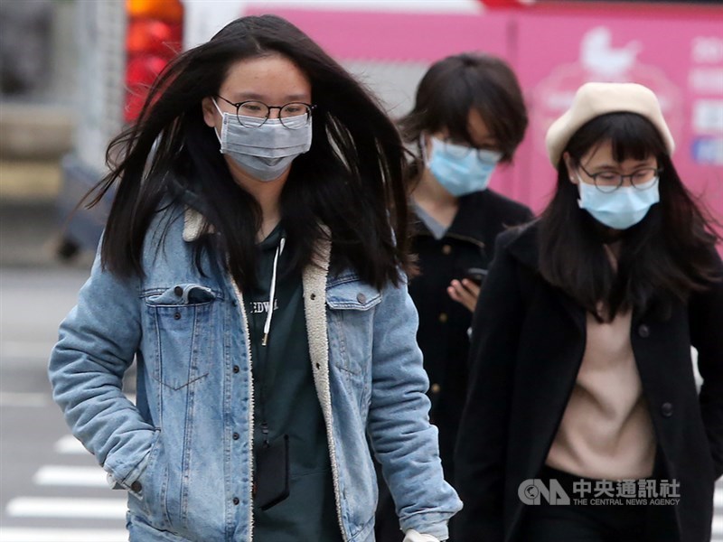 冷氣團影響北台灣偏冷東半部偶雨 生活 中央社cna