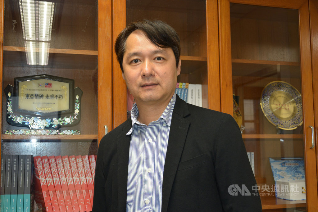 學者王信賢認為,中共過往常提及「治理能力現代化」,但以往用來維穩的社會信用體系、天網工程幾乎沒有派上真正用場,幫助防疫。中央社記者賴言曦攝 109年2月11日
