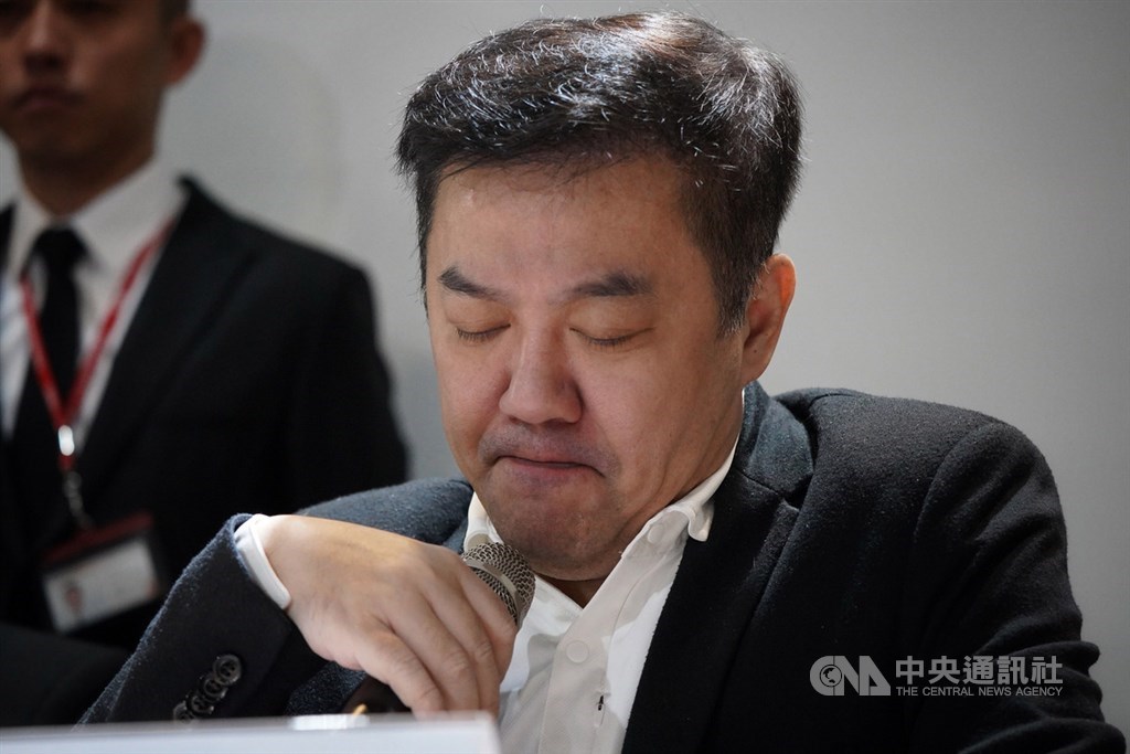 北檢偵辦遠東航空案,去年12月13日傳喚遠航董事長張綱維,訊後諭令限制出境、出海、住居。(中央社檔案照片)
