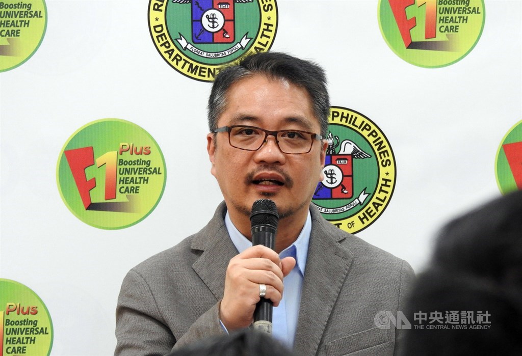 菲律賓衛生部次長杜明戈(圖)指菲國對中港澳發布的旅行禁令包含台灣。知情人士說,若菲方遲未釋出善意,台灣可能作出具體回應。中央社記者陳妍君馬尼拉攝 109年2月12日