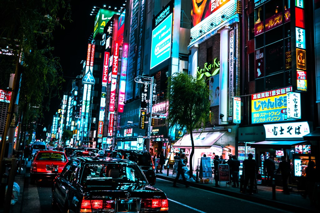 日本13日傳出一名80多歲女性是感染武漢肺炎死亡首例,有日媒報導,晚間傳出死者是稍早也確診感染的男性計程車司機的岳母。(示意圖/圖取自PAKUTASO圖庫)