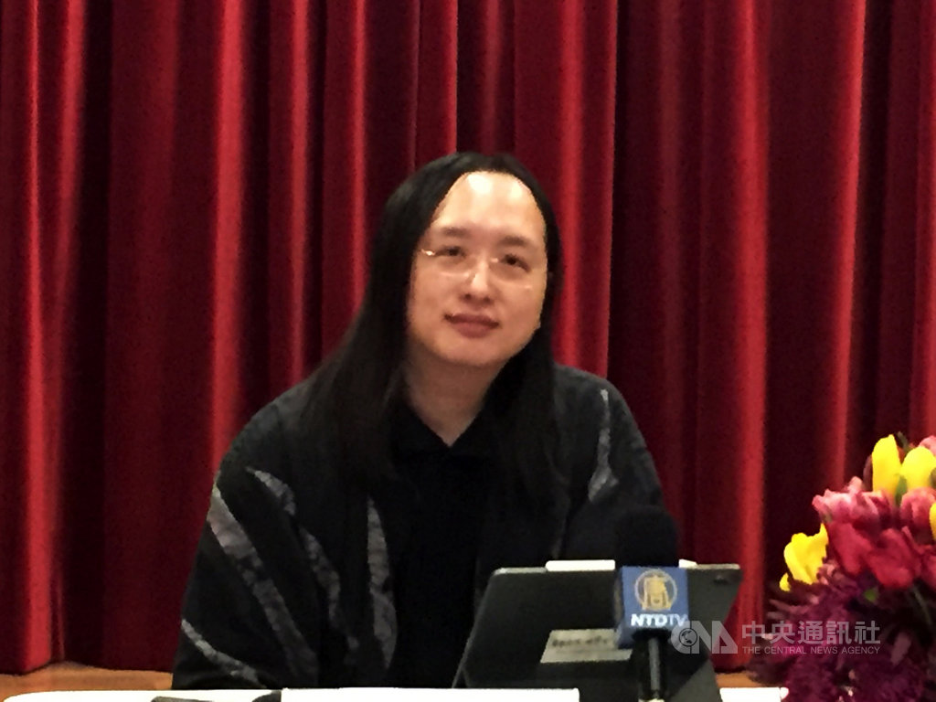 因應武漢肺炎疫情,台灣民間快速利用政府開放資料建立口罩資訊地圖,行政院政務委員唐鳳表示,包括美國在內許多國家都對台灣的快速反應感興趣,也透過網路看到實作過程。中央社記者江今葉華盛頓攝 109年2月15日