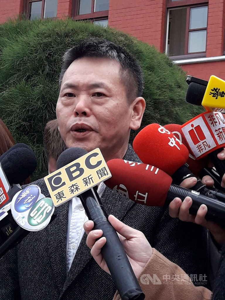退役中將、國民黨不分區立委吳斯懷希望能進立法院外交及國防委員會發揮專長。不過,國民黨立法院黨團總召林為洲(圖)17日接受媒體聯訪時指出,還有變數,因為除了區域立委優先,國民黨立委在該委員會能有多少席次也還沒確定。中央社記者范正祥攝 109年2月17日