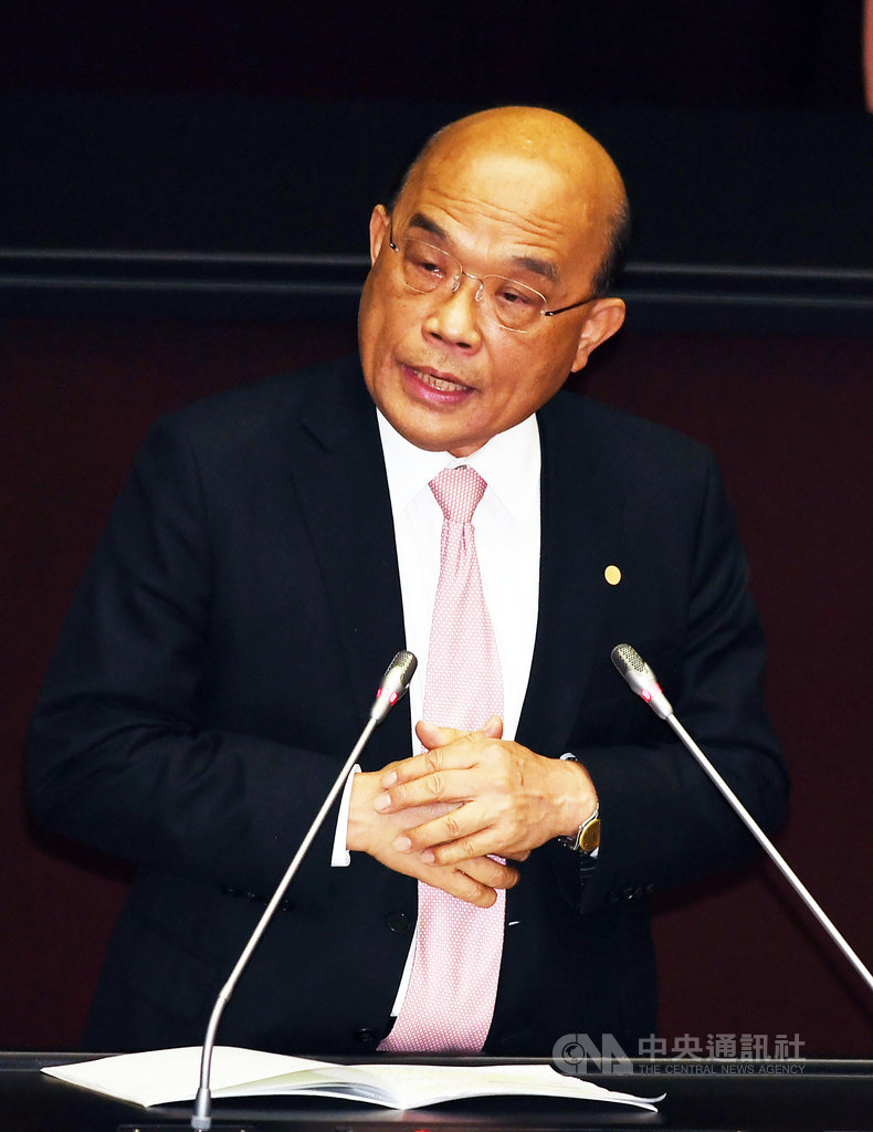 立法院新會期21日開議,行政院長蘇貞昌率各部會首長列席進行施政方針及施政報告並備詢,向國人報告政府對武漢肺炎的防疫措施及努力方向。中央社記者施宗暉攝 109年2月21日