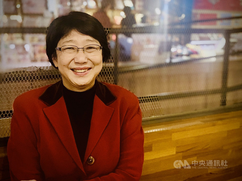 前國立台灣交響樂團副研究員林佳瑩將擔任苗北藝文中心藝術總監,24日正式上任,希望透過展演節目與藝文推廣雙管齊下,蓄積苗栗表演藝術與文化觀光新能量。中央社記者趙靜瑜攝 109年2月22日