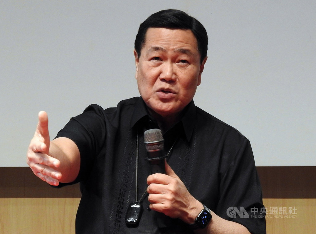 菲律賓最高法院前大法官卡皮奧27日說,菲美軍隊互訪協定失效後,預計菲國總統杜特蒂下台前,中國會重啟黃岩島軍事建設。中央社記者陳妍君馬尼拉攝 109年2月27日