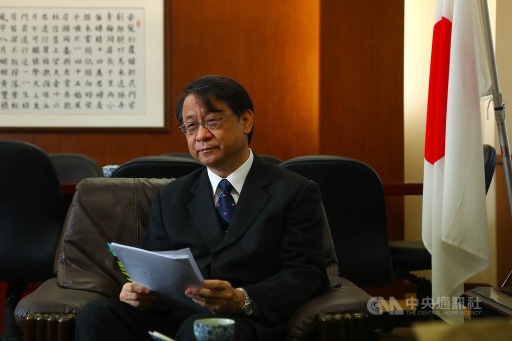 日本台灣交流協會台北事務所代表泉裕泰表示,COVID-19疫情在全球擴大,需要國際社會合作,不能有地理上的空白,日本在第一時間發聲,支持台灣以觀察員身分參與世界衛生大會(WHA),是日台重要合作之一。中央社記者王騰毅攝 109年2月26日