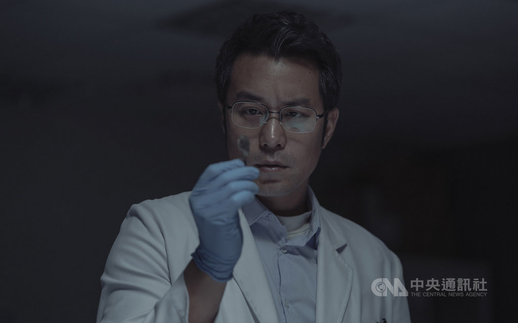 Netflix華語影集「誰是被害者」由演員張孝全主演,他在劇中飾演一名有亞斯伯格症的鑑識官。(Netflix提供)中央社記者陳秉弘傳真 109年2月27日