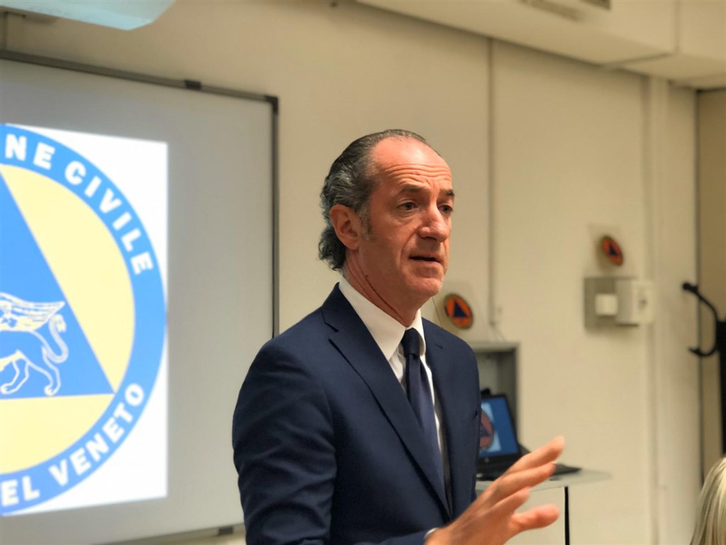 北義威內托區長柴亞29日表示,義大利人衛生習慣很好不用擔心武漢肺炎疫情,中國傷亡慘重是因為「他們愛吃活老鼠」。(圖取自facebook.com/zaiaufficiale)