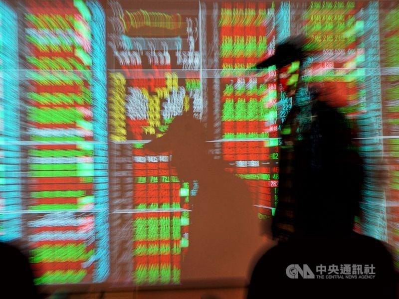 國安基金2020年護盤,只動用新台幣7.57億元,2020年10月12日退場後,至11月9日已全數出脫持股,最終淨利約2.58億元。(中央社檔案照片)
