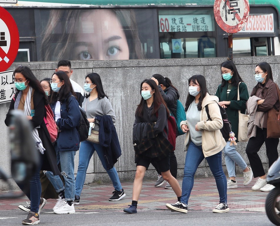 加拿大廣播公司20日播出電視專題,21日繼續推出長篇報導,內容呈現台加兩地家庭當前抗疫生活細節對比。(中央社檔案照片)