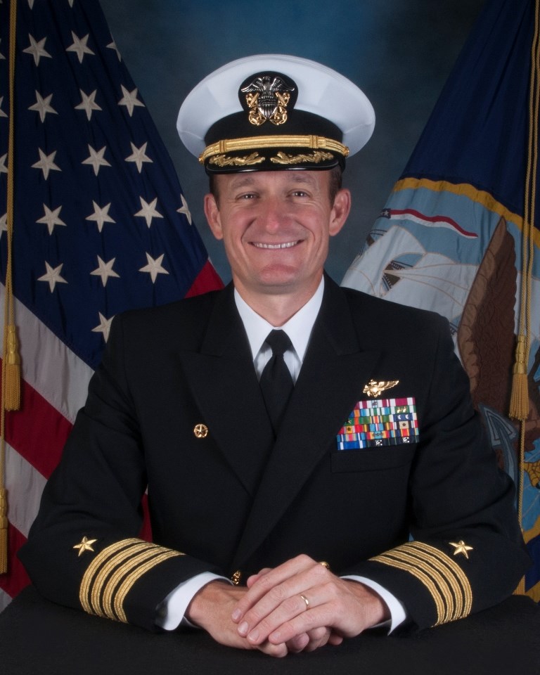 羅斯福號艦長克勞齊因武漢肺炎疫情為部屬請命,遭到解職。(圖取自維基共享資源,版權屬公眾領域)