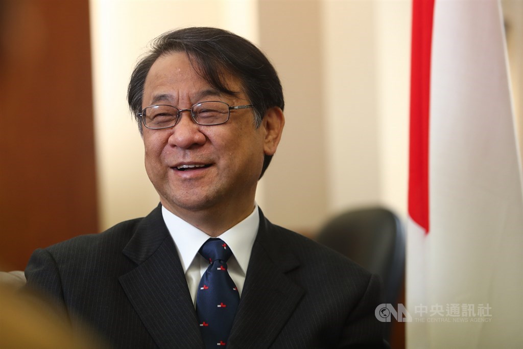 總統蔡英文在推特以日文推文關懷日本武漢肺炎疫情,日本駐台代表泉裕泰 (圖)8日在臉書分享推文表達感謝,並肯定「台灣模式」有助國際防疫。 (中央社檔案照片)