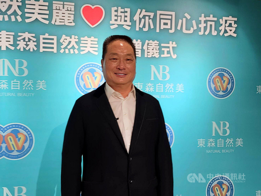 東森集團總裁王令麟表示,集團業績受惠電商支撐,將逆勢成長,目前也堅守「不裁員」、「不減薪」原則。中央社記者江明晏攝 109年4月9日