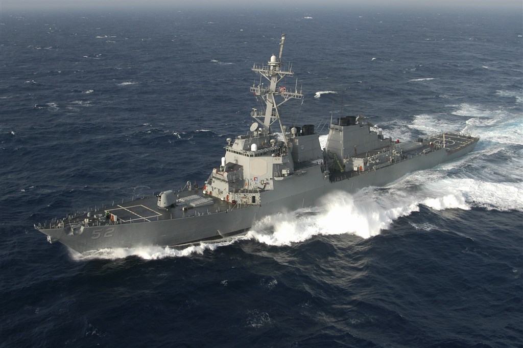 美軍伯克級飛彈驅逐艦貝瑞號(圖)10日通過台海,經過馬祖東引島附近海域。(圖取自維基共享資源,版權屬公有領域)