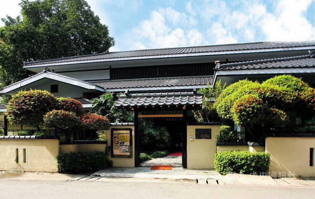 受武漢肺炎疫情衝擊,經營超過30年的台中市「總統級」知名日本料理店「SONO園」16日為最後一天營業,17日起熄燈。(業者提供)中央社記者郝雪卿傳真 109年4月16日