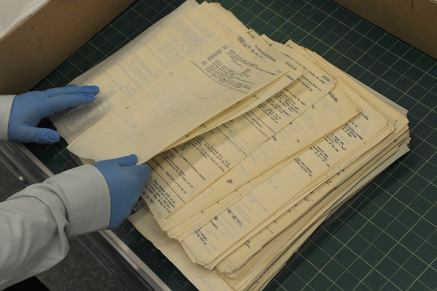 英國情報機構政府通訊總部8日首度公開二戰期間所截收德軍無線電台「德國布朗」發出的最後兩封密電內容。(圖取自英國情報機構政府通訊總部網頁gchq.gov.uk)