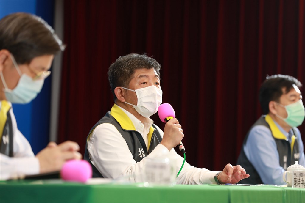 台灣截至10日已連續28天沒有武漢肺炎本土病例,中央流行疫情指揮中心指揮官陳時中說,要歸功於全體居住在台灣的人,不論本國、外國人都非常努力,也是中央、地方合作才有如此傲視全球的成績。(中央流行疫情指揮中心提供)中央社 109年5月10日