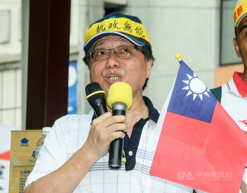 李來希14日對遭中國國民黨停黨權、公務員協會也將提撤榮譽理事長職務表示,尊重決定,君子絕交不出惡聲。(中央社檔案照片)