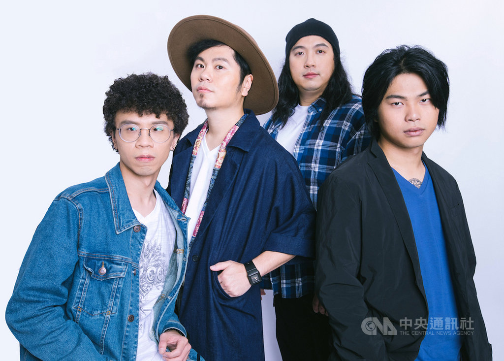 第15任總統副總統就職倒數計時,中華文化總會將在20日晚間舉辦「2020 Keep Zero, Be Hero用愛畫個圈」線上演唱會,黃子軒與山平快樂團將在新竹州廳演出。(文總提供)中央社記者鄭景雯傳真 109年5月16日