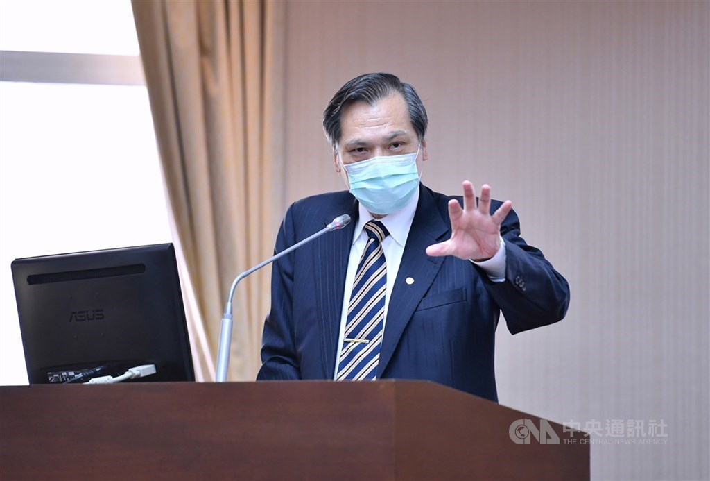 蔡英文總統在就職演說提及「過去70年來,中華民國台灣」,藍委21日質疑中華民國109年為何變成70年,陸委會主委陳明通強調,蔡總統只是在談歷史脈絡。中央社記者王飛華攝 109年5月21日