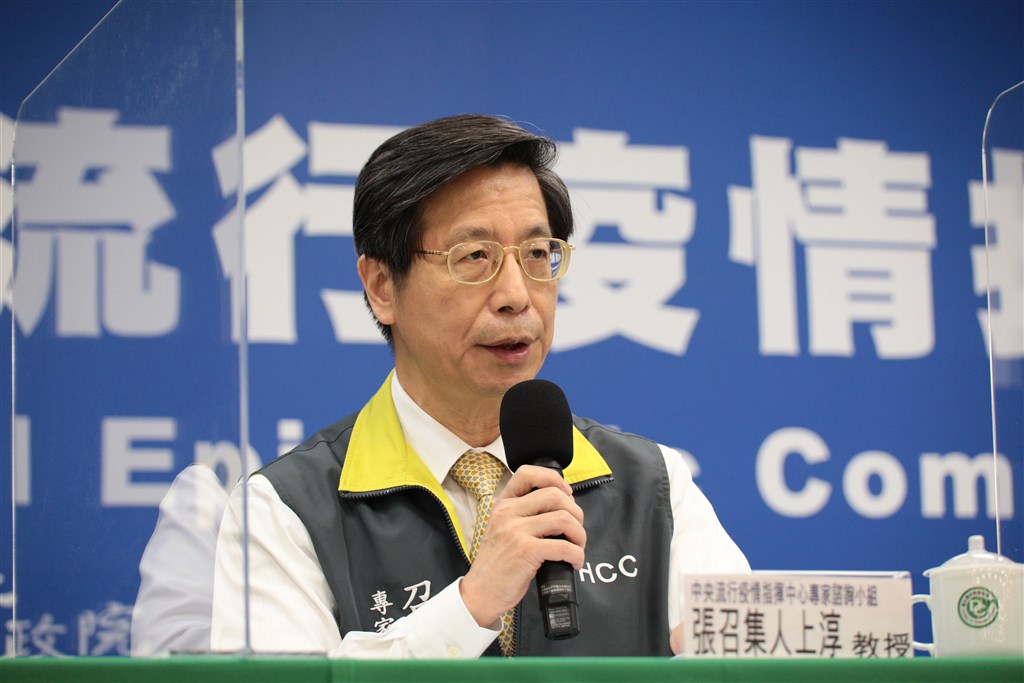中央流行疫情指揮中心專家諮詢小組召集人張上淳26日在記者會表示,磐石艦群聚案的病毒株是同一株,分析後類似東南亞株,與台灣先前曾有的菲律賓個案病毒類似。(中央流行疫情指揮中心提供)中央社 109年5月26日