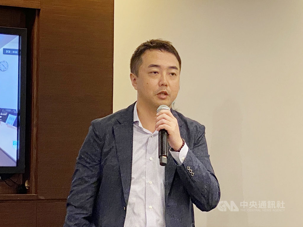 工業電腦廠研華28日舉行股東常會,改選董事7席,研華董事長劉克振的兒子劉蔚志(圖)順利進入董事會。他表示,未來將以傳承和監督為主。中央社記者吳家豪攝 109年5月28日