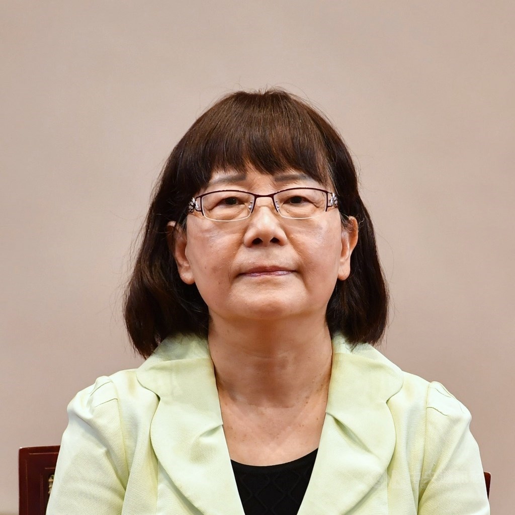總統府29日召開考試院第13屆院長、副院長及考試委員被提名人介紹記者會,公布考試院正副院長及考試委員提名名單。圖為考試委員被提名人王秀紅。中央社記者王飛華攝 109年5月29日