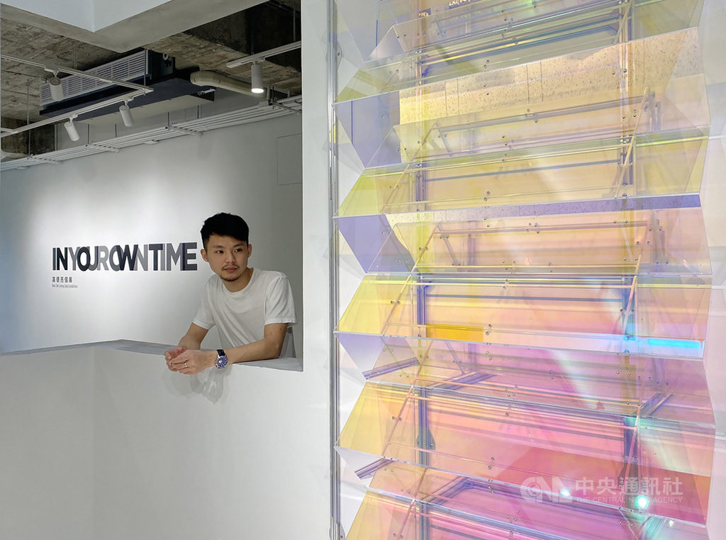 新媒體藝術家高德亮首次個展In Your Own Time即日起在台北LIGHTWELL展出,希望藉由光影在空間中的流動,帶給觀者簡單純粹的日常體驗。中央社記者白芷達邦攝 109年5月30日