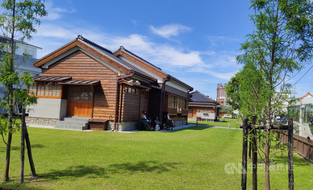 台東市民權里寶桑路巷內的「北町日式宿舍建築群」最近整修,這些建於民國29年的日式建築是日治時期的台東女中宿舍,曾是台東市最繁華的街區,承載許多台東人的共同記憶。中央社記者盧太城台東攝 109年5月30日
