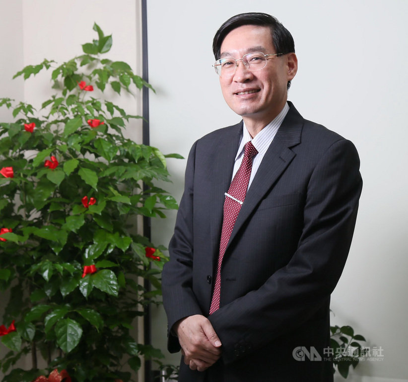 陽明大學31日舉行45週年校慶,並表揚7名傑出校友,其中在陽明大學生醫光電研究所取得博士學位的鑑識測謊專家林故廷,是陽明大學創校以來首名非醫護背景的傑出校友。(陽明大學提供)中央社記者許秩維傳真 109年5月31日