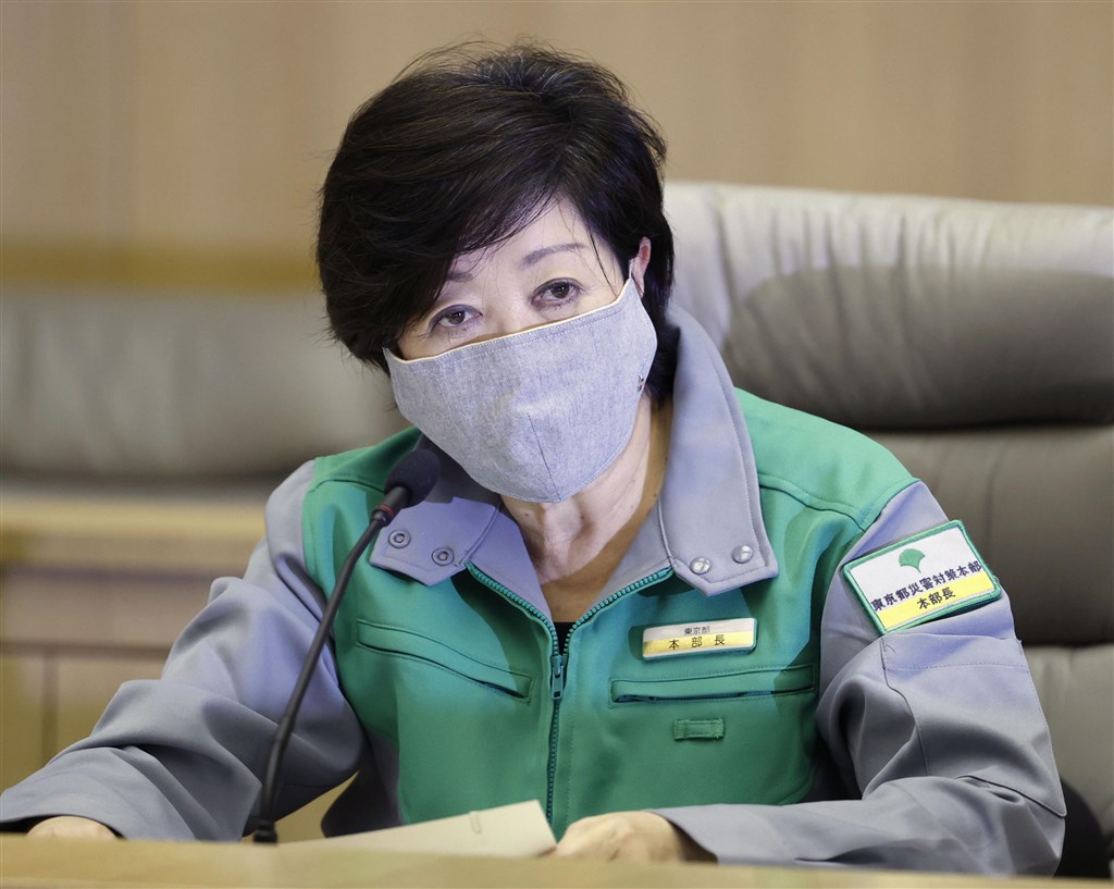 日本東京時隔19天再出現單日新增確診逾30例。東京都政府2日晚間首度發布「東京警報」,呼籲民眾警戒。(共同社提供)