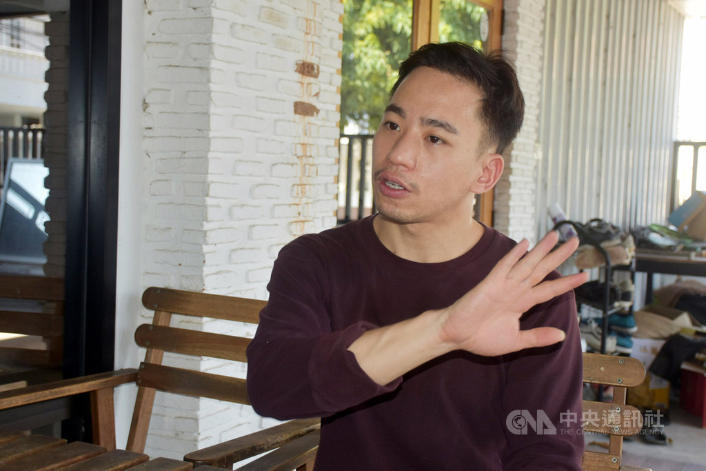 影視產業受到武漢肺炎疫情衝擊幾乎停擺,泰國新銳導演沃拉孔經營的影像工作室工作暫停2個多月,但沃拉孔認為趁此機會可以重新思考講故事的方式。中央社記者呂欣憓曼谷攝 109年6月3日