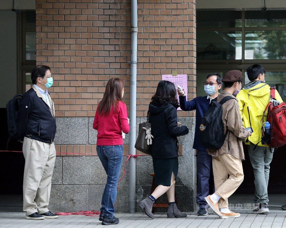 疫情指揮中心指揮官陳時中3日表示,已在規劃境外生來台措施,也請教育部調查檢疫量能,看各校檢疫場所是否足夠,以免造成防疫缺口。(示意圖/中央社檔案照片)
