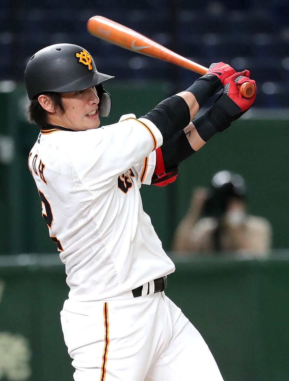 日本職棒讀賣巨人11日對上橫濱DeNA的練習賽,巨人的陽岱鋼獲得先發機會打第3棒,第1局就敲出帶有打點的安打。(圖取自twitter.com/tokyogiants)
