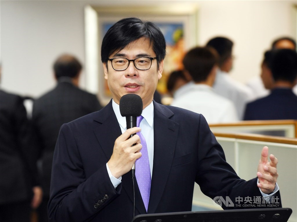 罷韓案6日投票過關,中選會12日公告罷免結果,行政院副院長陳其邁(圖)可望17日宣布辭官參選。(中央社檔案照片)