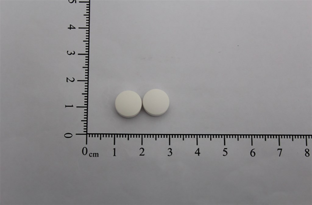 國際最新研究發現,胃藥常見成分「雷尼替丁」(ranitidine)放愈久、致癌物NDMA愈多。食藥署要求全台藥廠自主檢驗,首波檢驗結果出爐,其中「悅擬停膜衣錠150毫克」有10批、多達720萬顆藥品驗出NDMA超標,緊急自主下架。(食藥署提供)中央社記者張茗喧傳真 109年6月18日