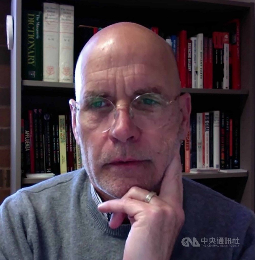 澳洲中國問題專家漢密爾頓(Clive Hamilton)24日表示,他過去一直忽視中國滲透澳洲的問題;直到2016年媒體揭發幾名中國商人是澳洲多個政黨的主要金主,才讓他警覺到中國正在蠶食澳洲的民主政治。(Clive Hamilton提供)中央社記者丘德真雪梨傳真 109年6月24日